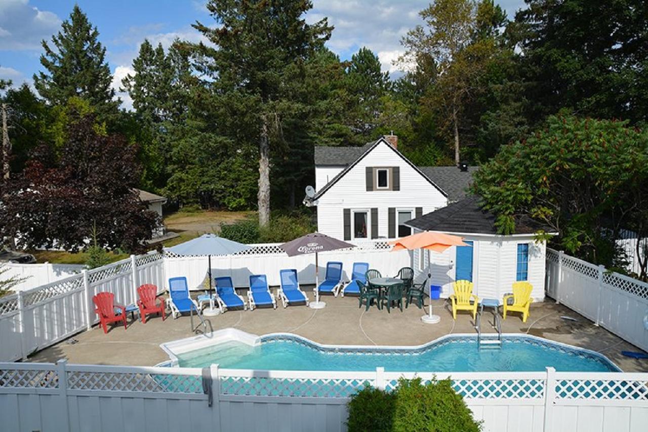 Motel Des Pentes Et Suites Saint-Sauveur-des-Monts Dış mekan fotoğraf
